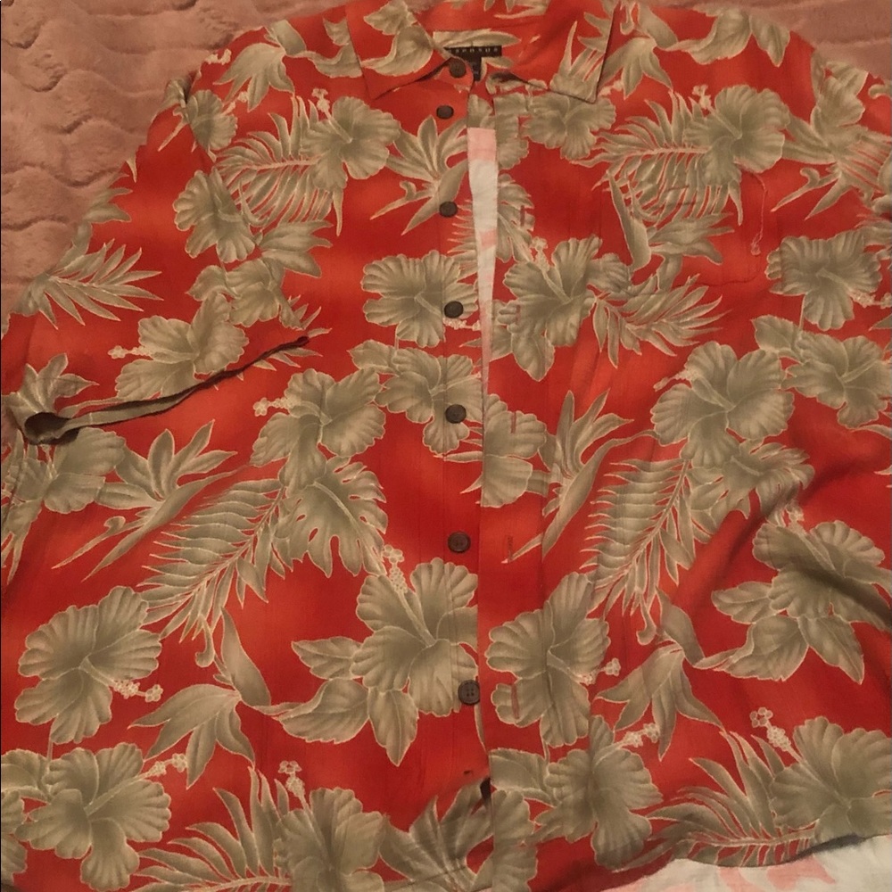 Men’s tropical shirt orange with green leaves. XL.